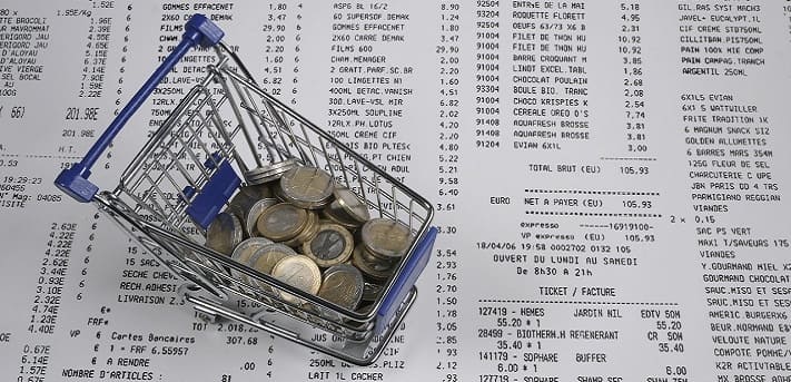 Einkaufswagen mit nur Kleingeld wegen Überschuldung Schuldner-Onlineberatung Saarbrücken Wadgassen